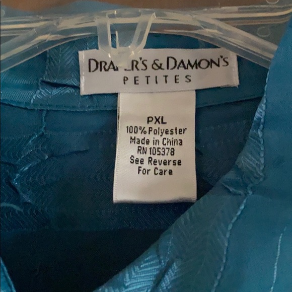 NWOT Button up blouse - Picture 3 of 5